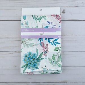 Fabric Dinner Napkins Spring Flowers Floral 18x18 Set of 4 Pink Blue